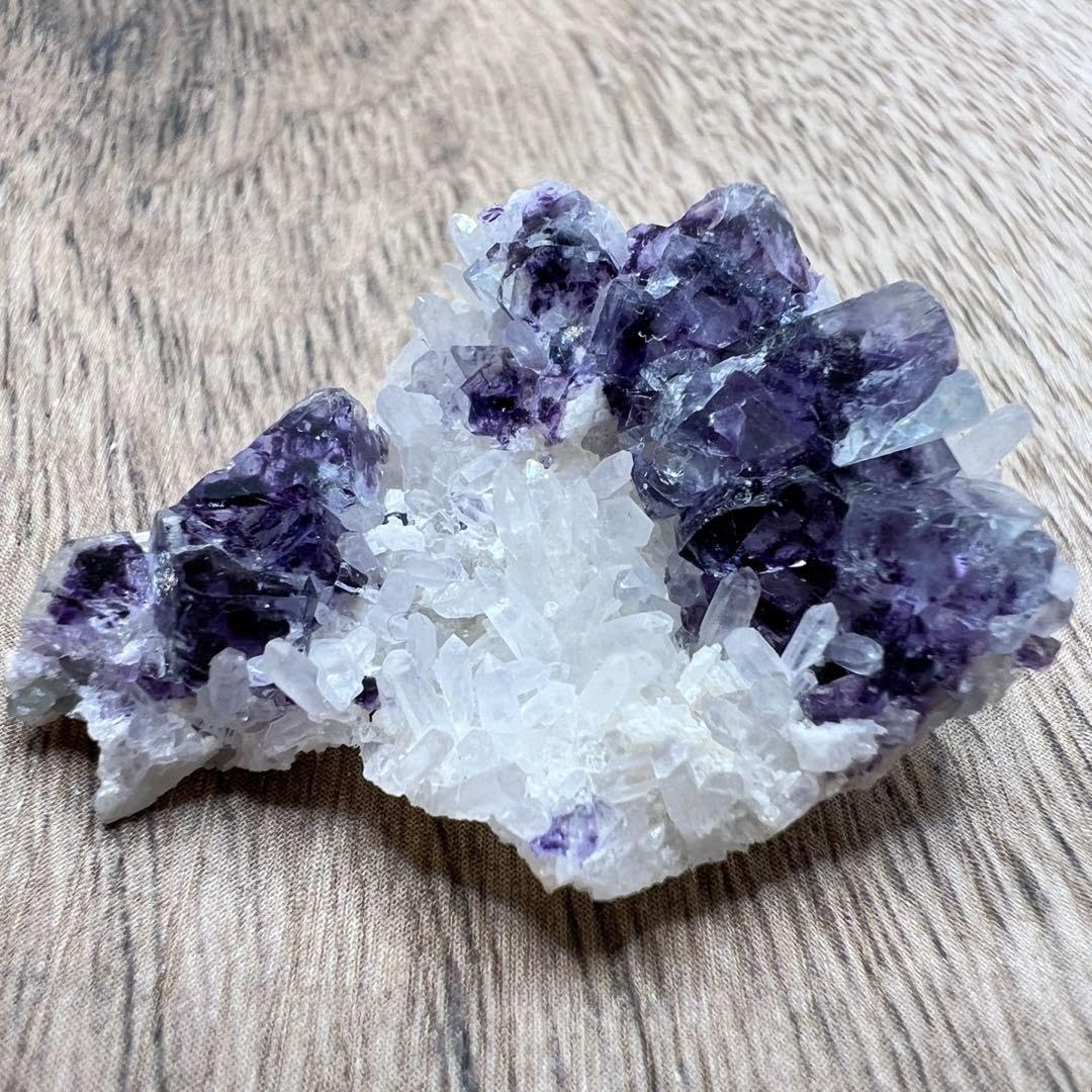 Amazon | フローライト 水晶 M1 共生 鉱物 標本 原石 | 岩石・鉱物